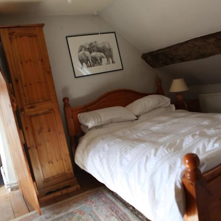 Medieval Cottage In Rural Monmouthshire. Raglan Eksteriør billede